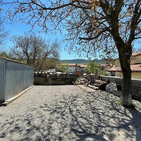 Cilka's House, Authentic Near Lipica Casa de Férias