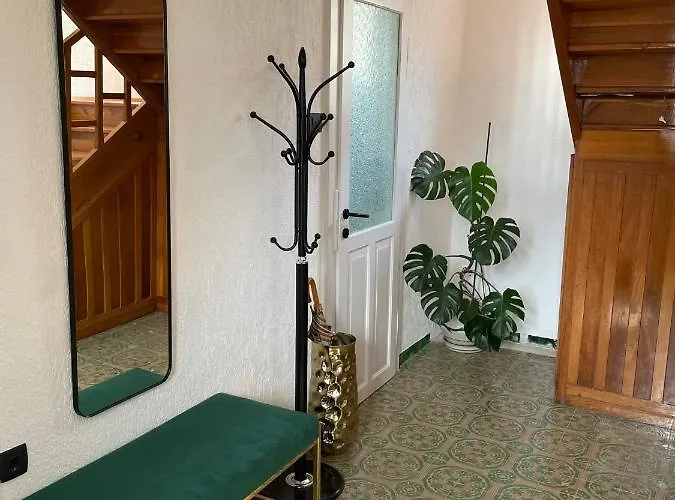 Cilka's House, Authentic Near Lipica