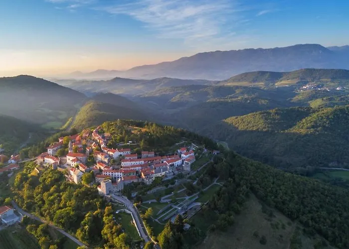 Cilka's House, Authentic Near Lipica *